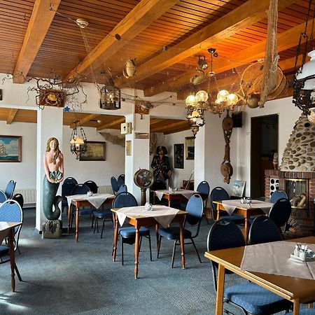Hotel-Restaurant Cafe Caro Carolinensiel Ngoại thất bức ảnh