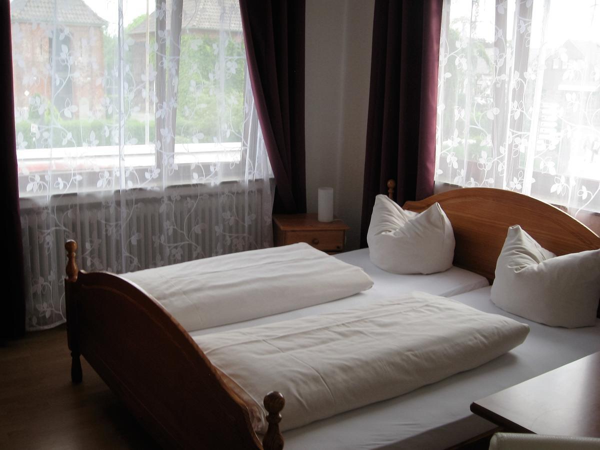 Hotel-Restaurant Cafe Caro Carolinensiel Ngoại thất bức ảnh